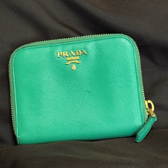 PRADA COMPACT WALLET - Picture 1 of 12